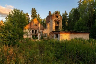 Имущественный комплекс на земельном участке 16 260 кв.м: Ярославская область, Тутаевский район, Помогаловский сельский округ, п. Красный Бор, ул. Верхняя Дача, д. 11, с земельным участком